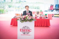 传台积电在美国建6座5nm厂，员工能拿绿卡还薪资翻倍？