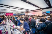 36氪首发 | 线下美妆集合店热度不减，「WOW COLOUR」完成5亿元A轮融资