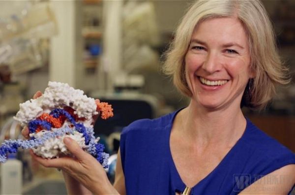 Jennifer Doudna 图源诺贝尔奖委员会官网