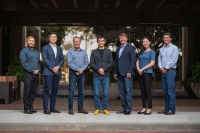 昨晚，自动驾驶第一股诞生：80后创始天团做出550亿