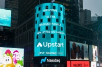 建立谷歌云后，他离开谷歌创立了一家市值90亿美元的上市公司