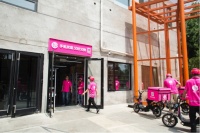 前置仓融资史：投资人的笃定和摇摆