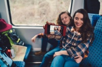 行走的种草机：生活类Vlog为何能引导我们买买买？