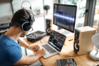 版权批量授权，“抖音+搜狐模式”能否趟出长短视频合作新路？