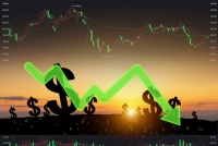 中概股暴跌后的大厂员工：230万缩水至23万、和家人一起开源节流