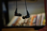 喜马拉雅三闯港交所，“声音经济”如何打破亏损魔咒？