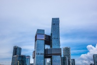 营收不增、利润大跌，腾讯没所谓？