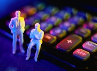 丁磊距离张朝阳还差几步