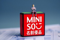 名创优品赴港上市，“十元店”生意还有吸引力吗