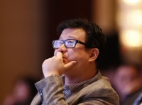 不认命的丁磊还是妥协了