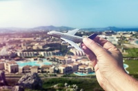 营收、利润齐跌，同程抓紧下沉市场这根救命稻草