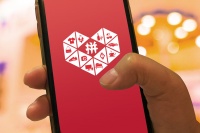 拼多多“破圈”？