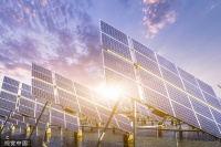 毛利率持续为负，二季度亏损扩大，爱康科技深陷泥潭 | 看财报