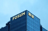 不断割肉，复星集团危局中救生丨钛媒体深度