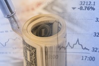 港股为何跌起来没有“底”？