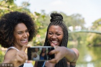 去库存压力下，传音控股三季度增收不增利丨看财报