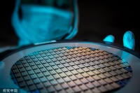 中芯集成冲刺科创板：背靠中芯国际发家，3年半亏近40亿 | IPO观察