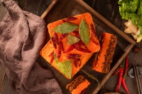 海底捞「分家」，张勇一石三鸟？