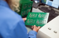 34岁商科二代收获一家半导体IPO