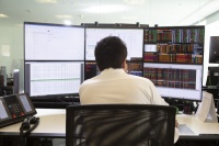 一人包揽2022年基金冠亚军，2023年如何布局？