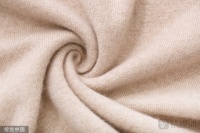 成衣定制拉低整体毛利率，直营利润受挤压仍扩张开店，被抽中现场检查的羊绒世家胜算几何？|IPO观察