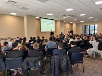 走访硅谷：美国正在推动制造业回流，试图重造一个“世界工厂”