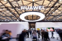 余承东直播展示华为鸿蒙全场景生态，覆盖720万开发者、3200品牌